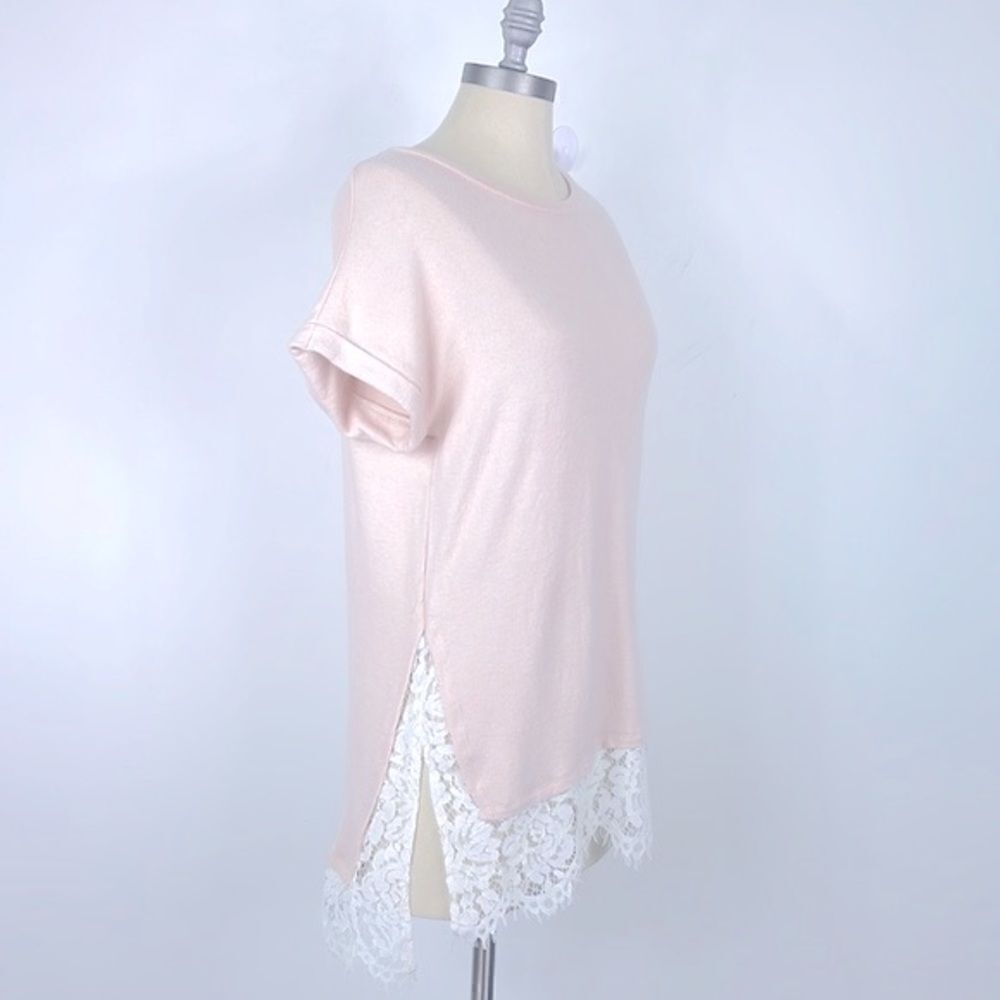 - Bobeou | cream, off white lace blouse Small